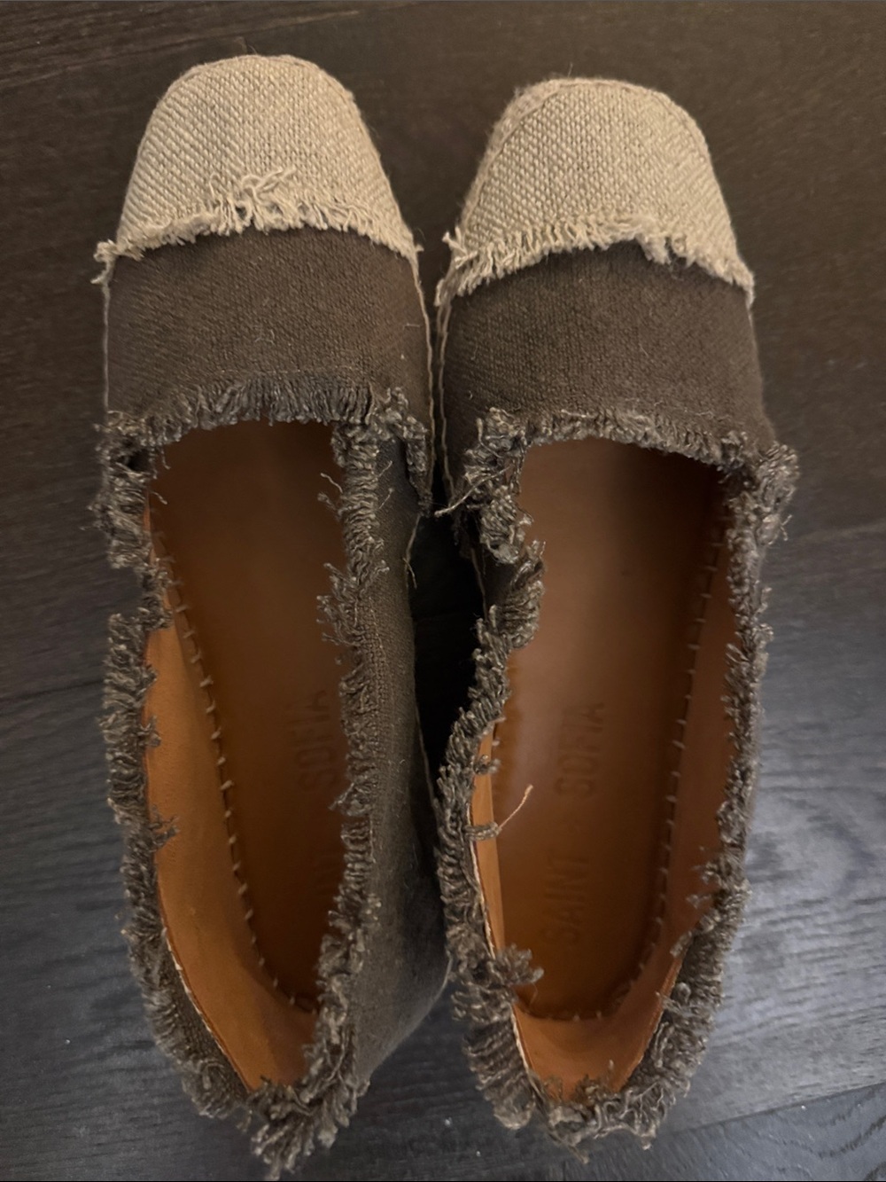 NEW Saint + Sofia Frayed Canvas Slip-On Flats in khaki and Cream